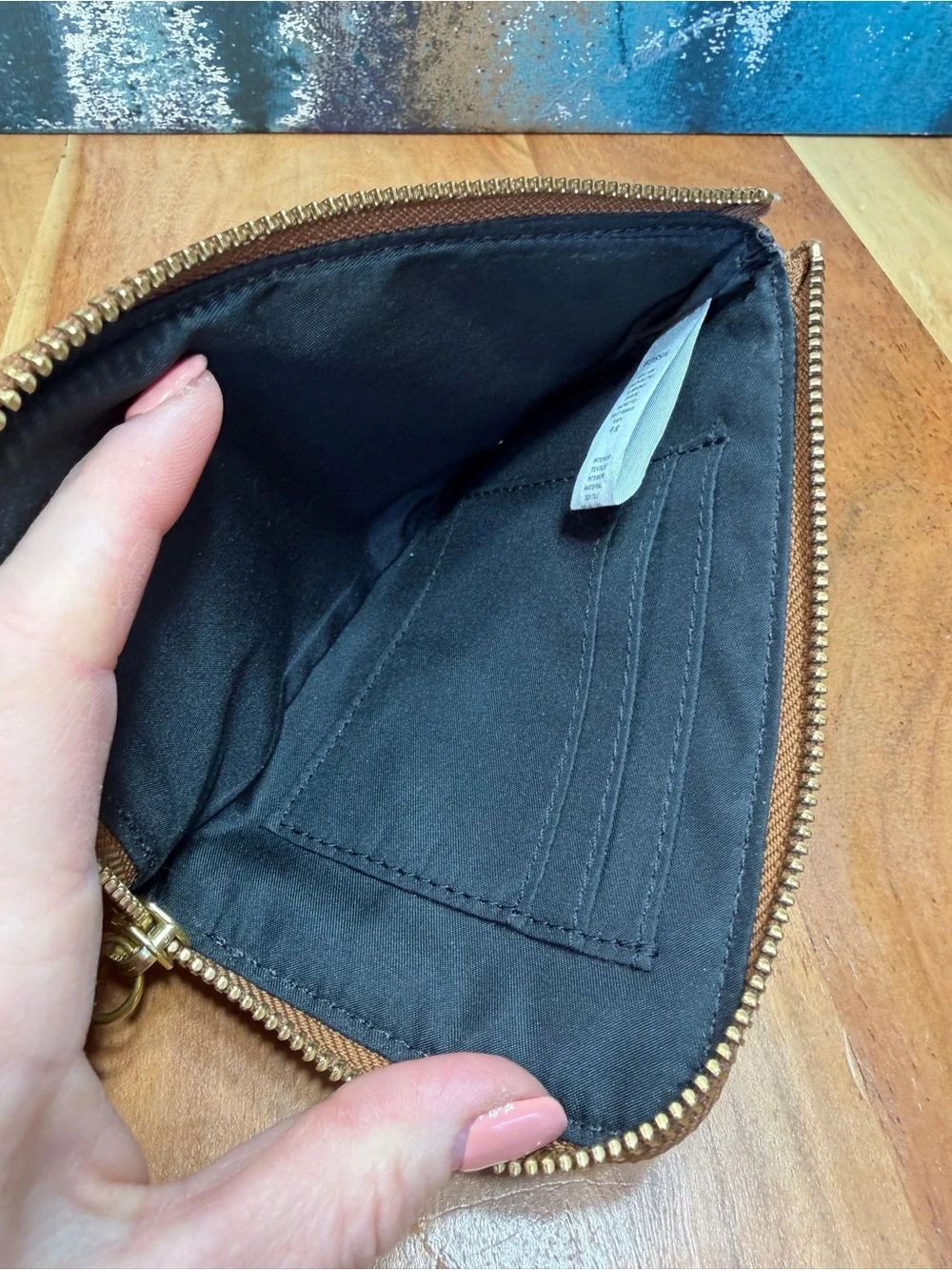 Fossil Quiet Luxury 2010’s Brown Leather Wristlet‎ Tassel Zip Wallet (VGUC)